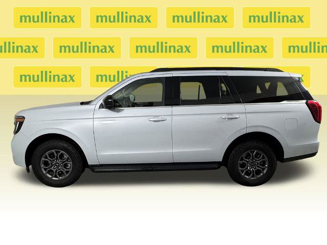 Certified 2025 Ford Expedition Active RWD image 12