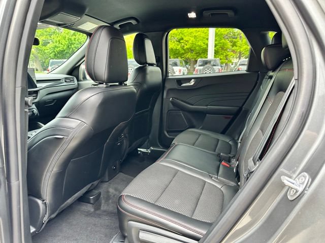 Certified 2024 Ford Escape ST-Line w/ Tech Pack #1 AWD/4WD image 37