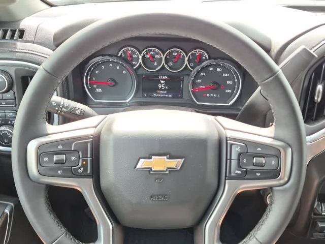 Used 2022 Chevrolet Silverado 3500 LT w/ Convenience Package AWD/4WD image 15