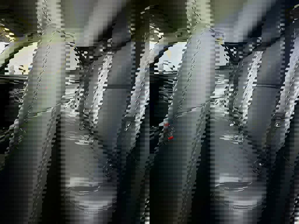 Used 2023 MAZDA CX-30 AWD 2.5 S w/ Select Package image 13