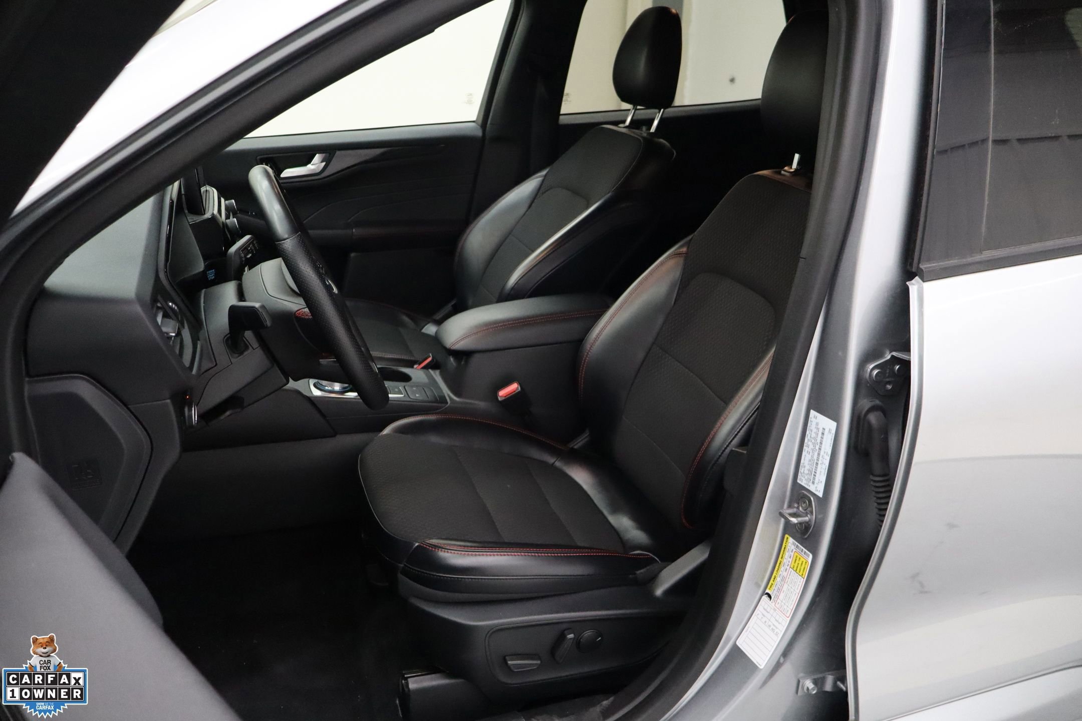 Certified 2024 Ford Escape ST-Line w/ Cold Weather Package image 13