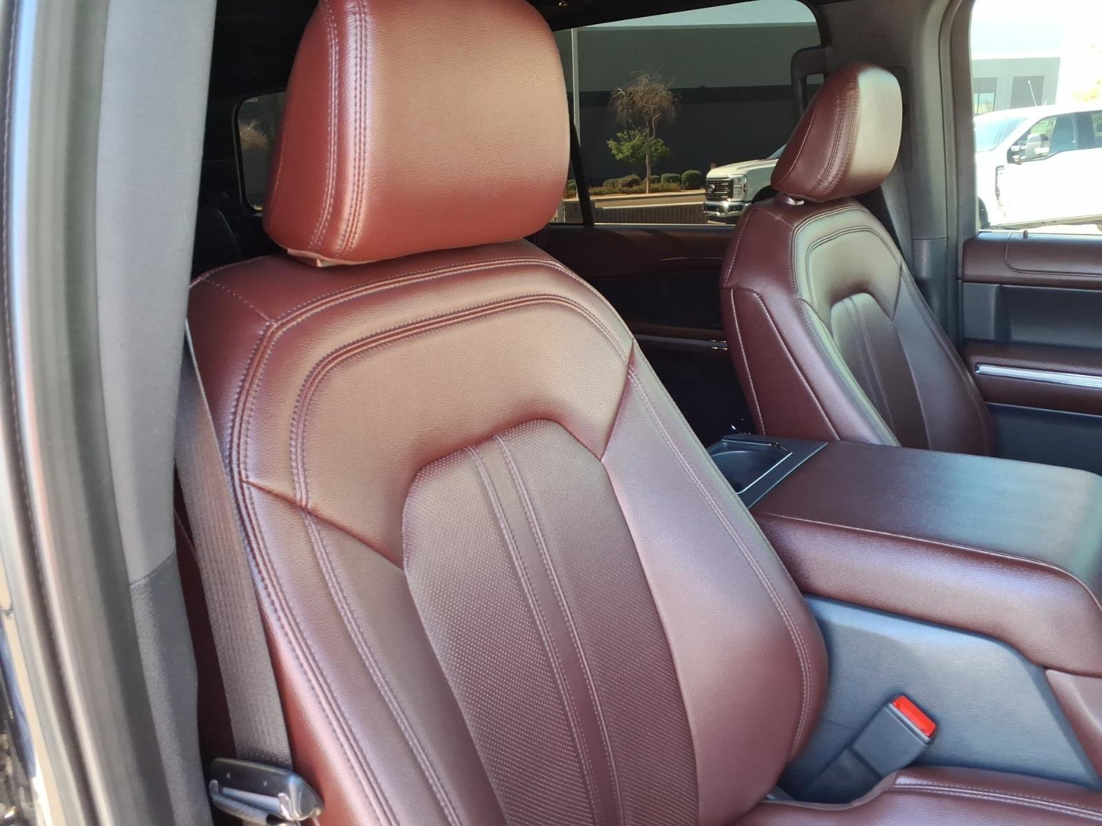 Certified 2023 Ford Expedition Limited image 12