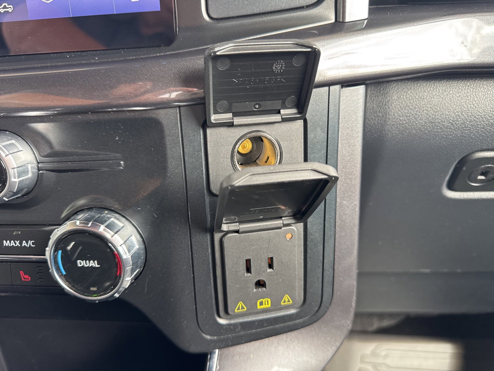 Certified 2023 Ford F150 XLT w/ Equipment Group 302A High image 33