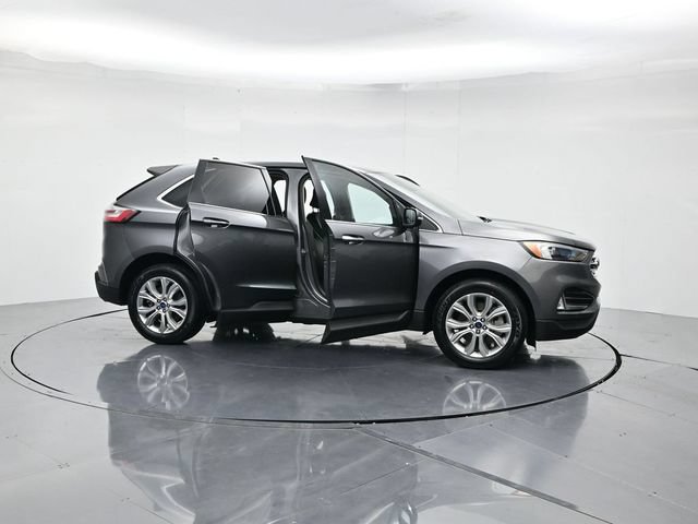 Certified 2022 Ford Edge Titanium AWD/4WD image 50