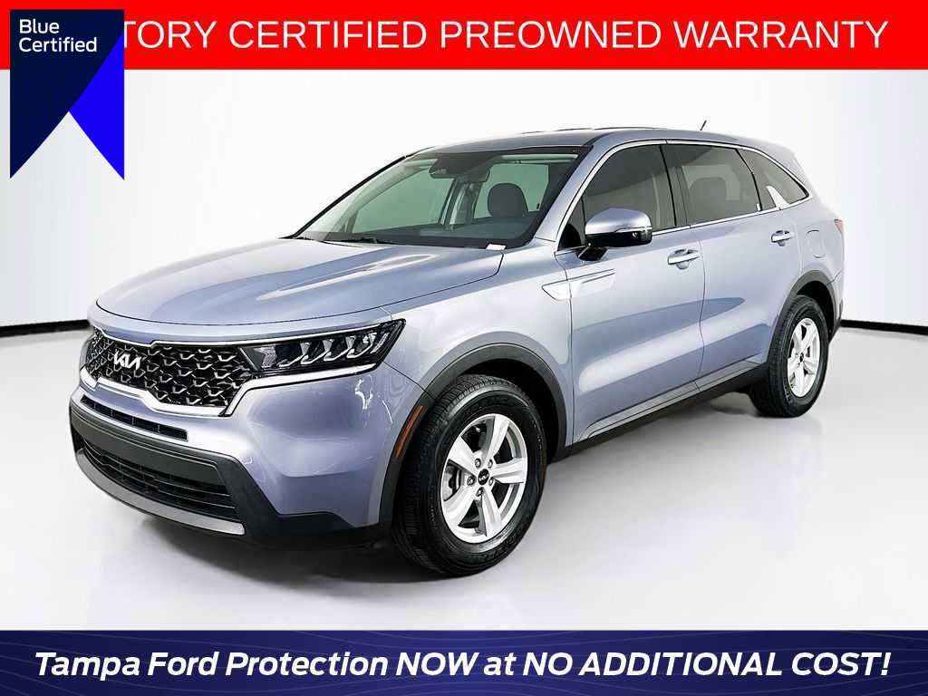 Used 2023 Kia Sorento LX image 1
