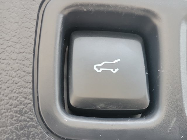 Certified 2022 Ford Expedition Max Limited RWD image 11