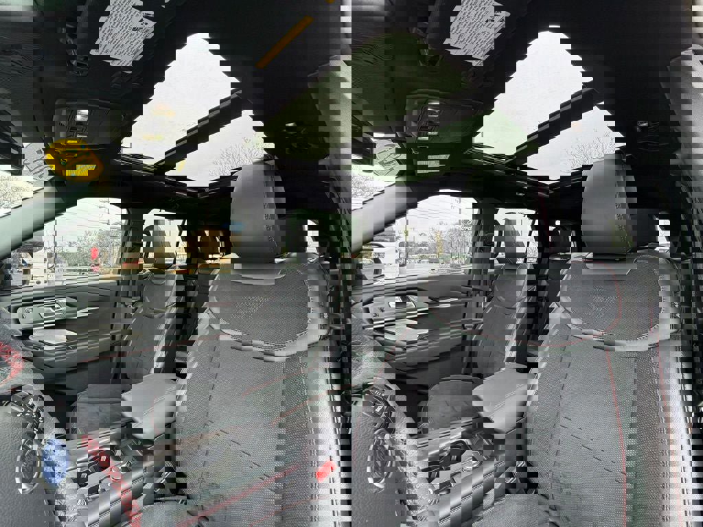 Certified 2025 Ford Explorer ST image 30