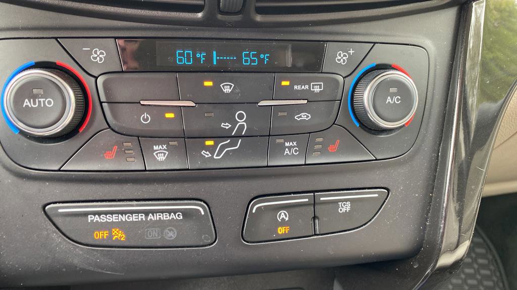 Certified 2017 Ford Escape Titanium image 18