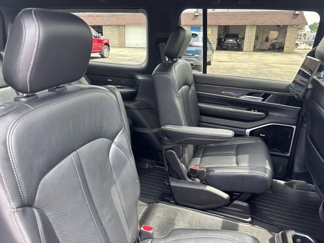 Used 2022 Jeep Wagoneer Series III w/ Premium Group I AWD/4WD image 20