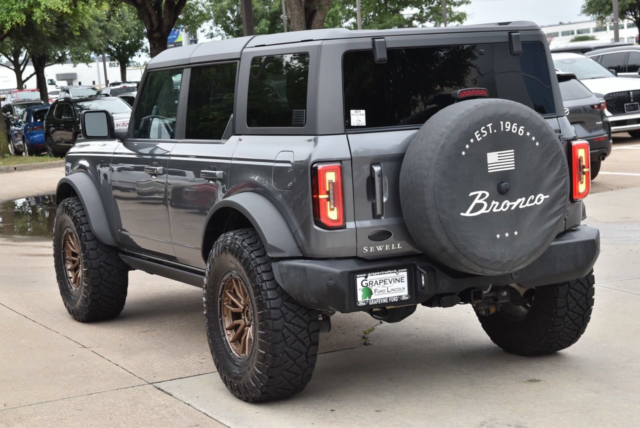 Certified 2023 Ford Bronco Outer Banks w/ Sasquatch Package AWD/4WD image 10