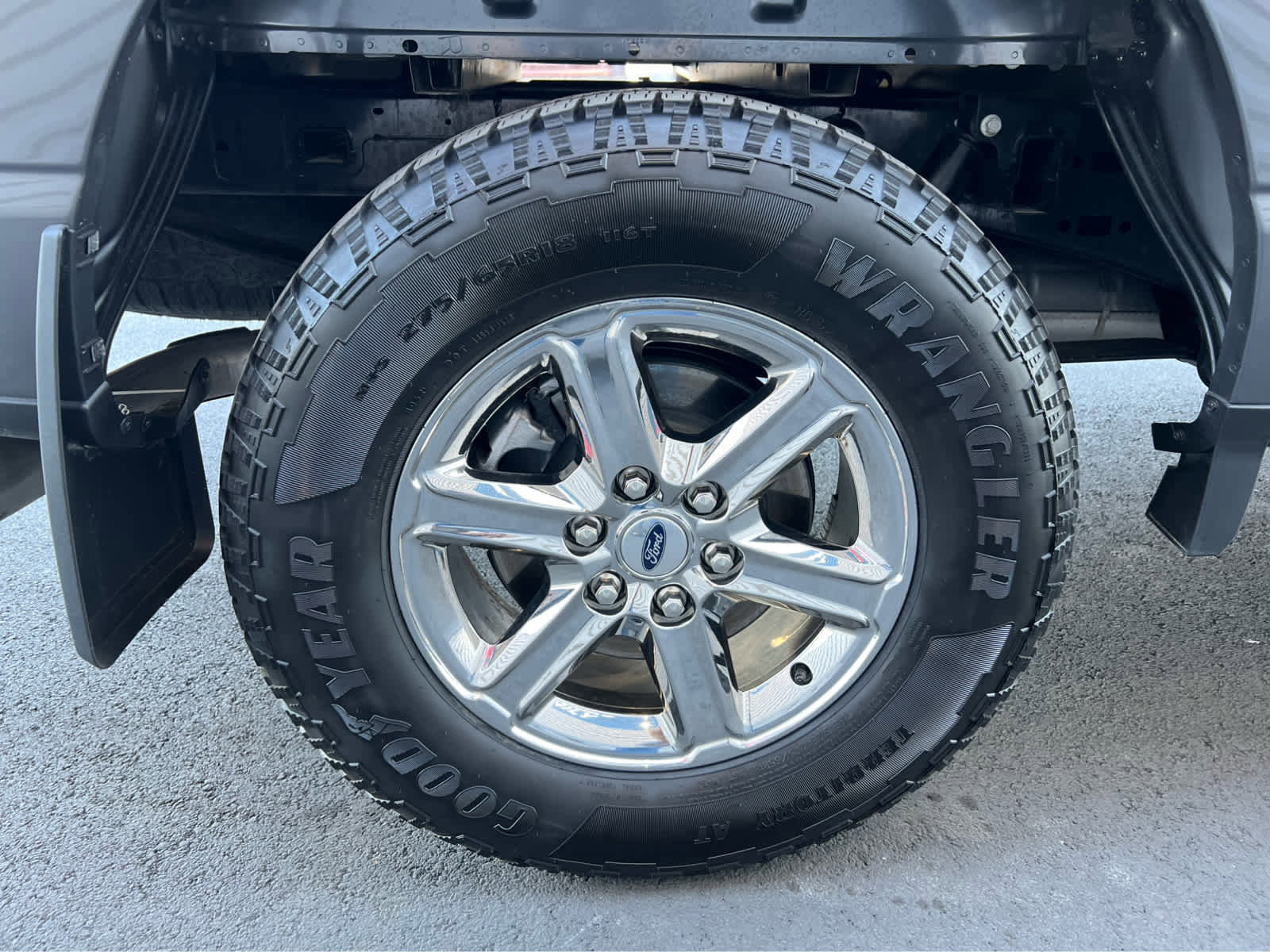 Certified 2025 Ford F150 XLT w/ Equipment Group 301A Standard image 15