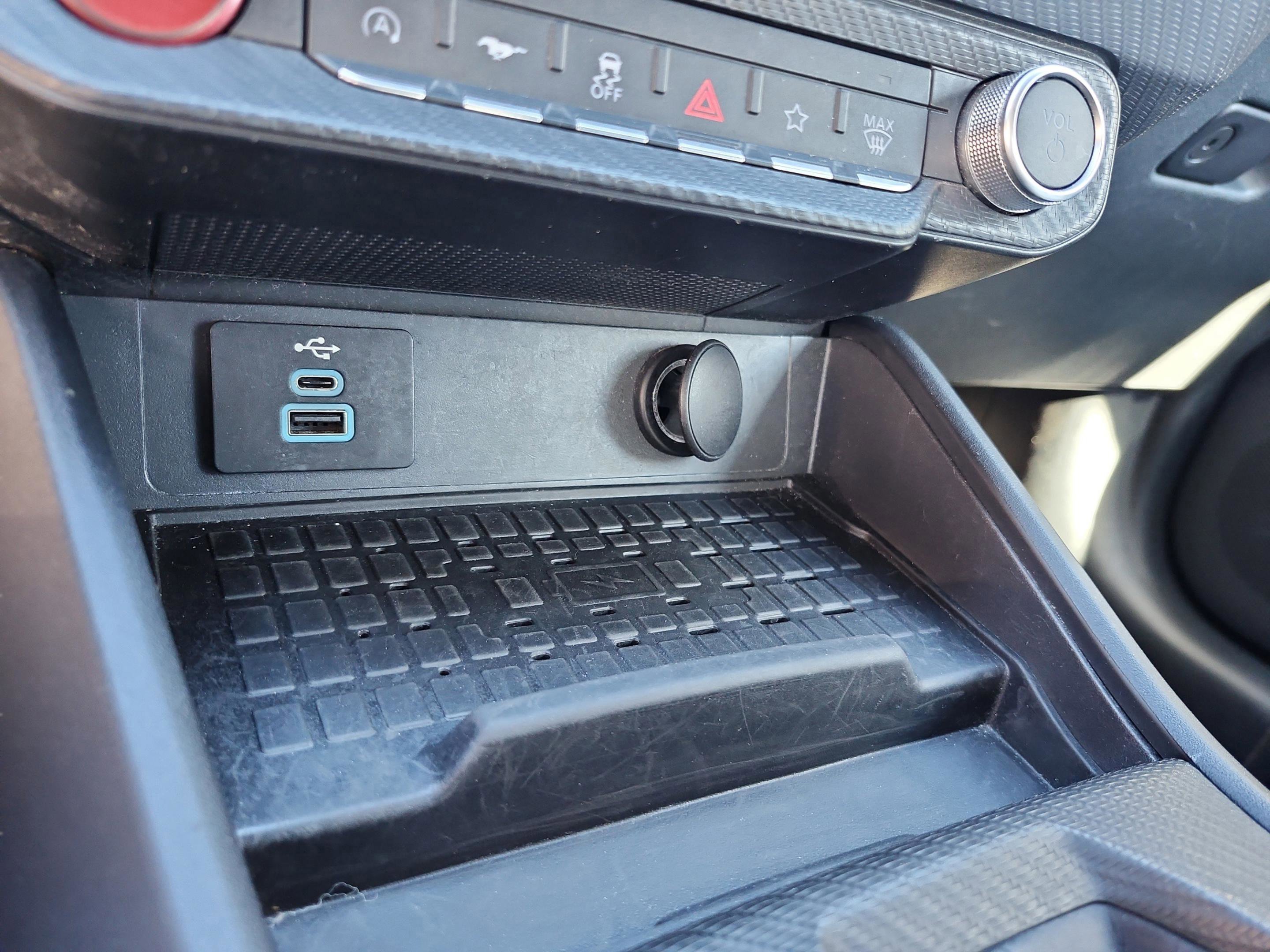 Certified 2024 Ford Mustang Premium image 7