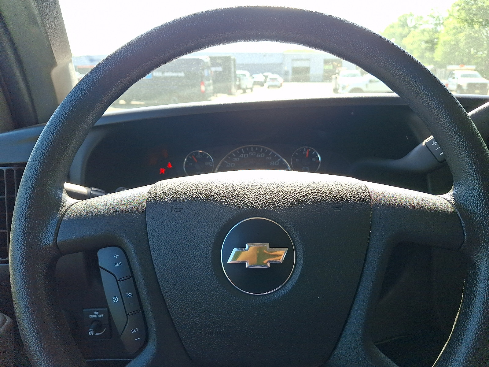 Used 2022 Chevrolet Express 2500 w/ Driver Convenience Package RWD image 19