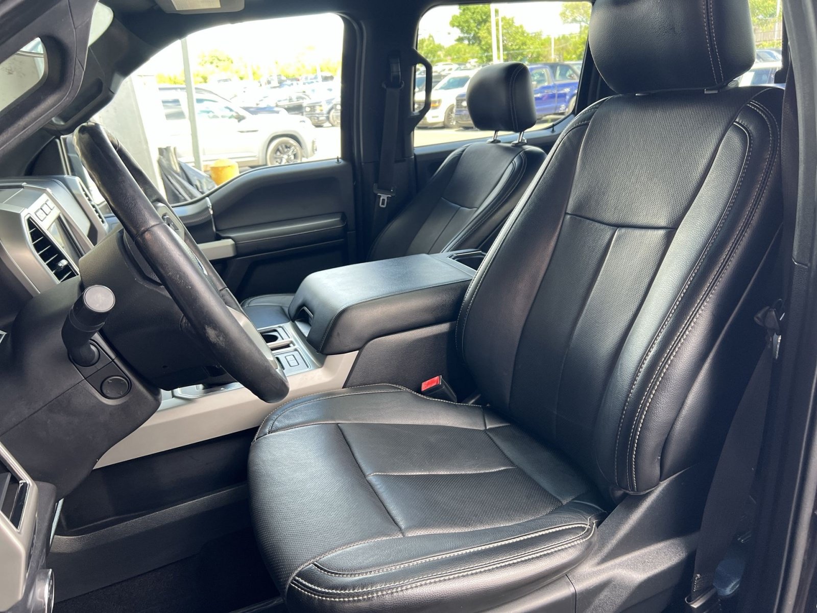 Certified 2018 Ford F150 Lariat w/ Equipment Group 502A Luxury AWD/4WD image 21