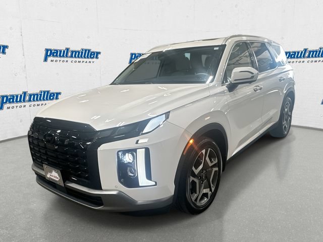 Used 2023 Hyundai Palisade Limited AWD/4WD image 1