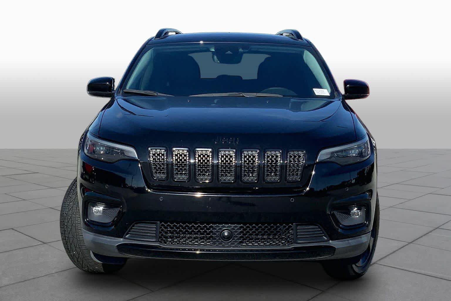 Used 2023 Jeep Cherokee Altitude Lux AWD/4WD image 4