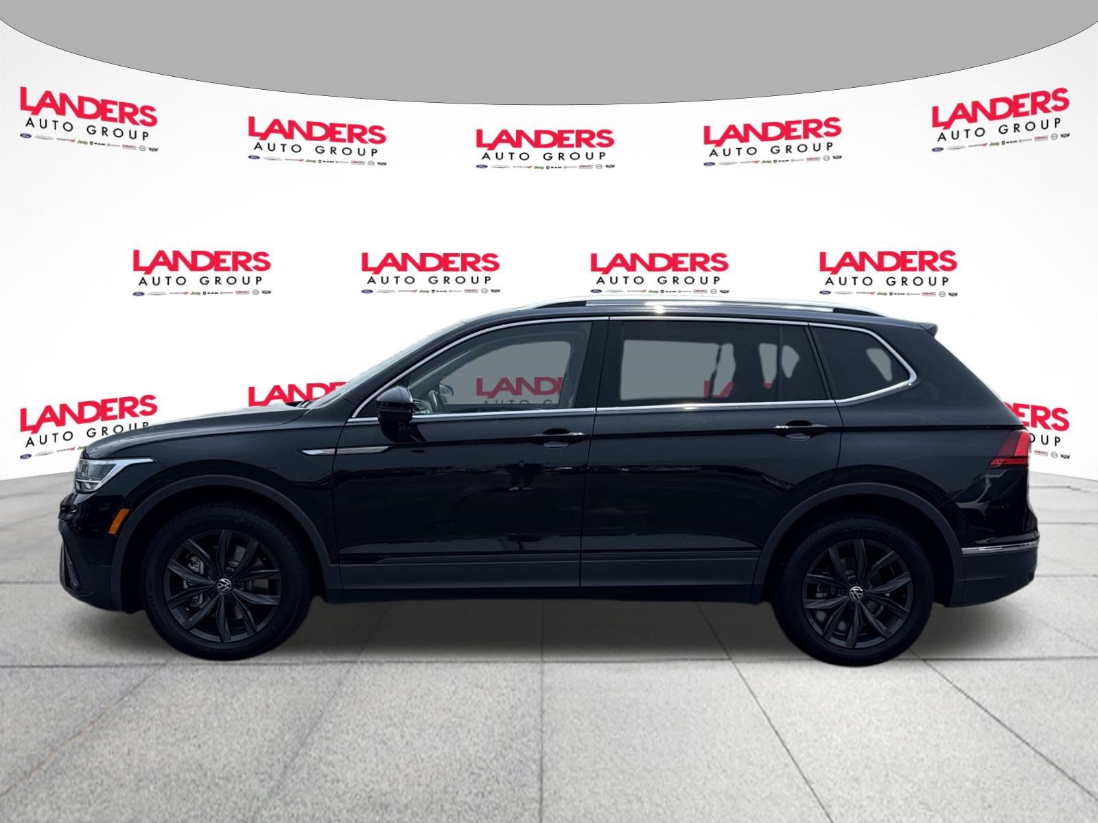 Used 2024 Volkswagen Tiguan SE FWD image 6