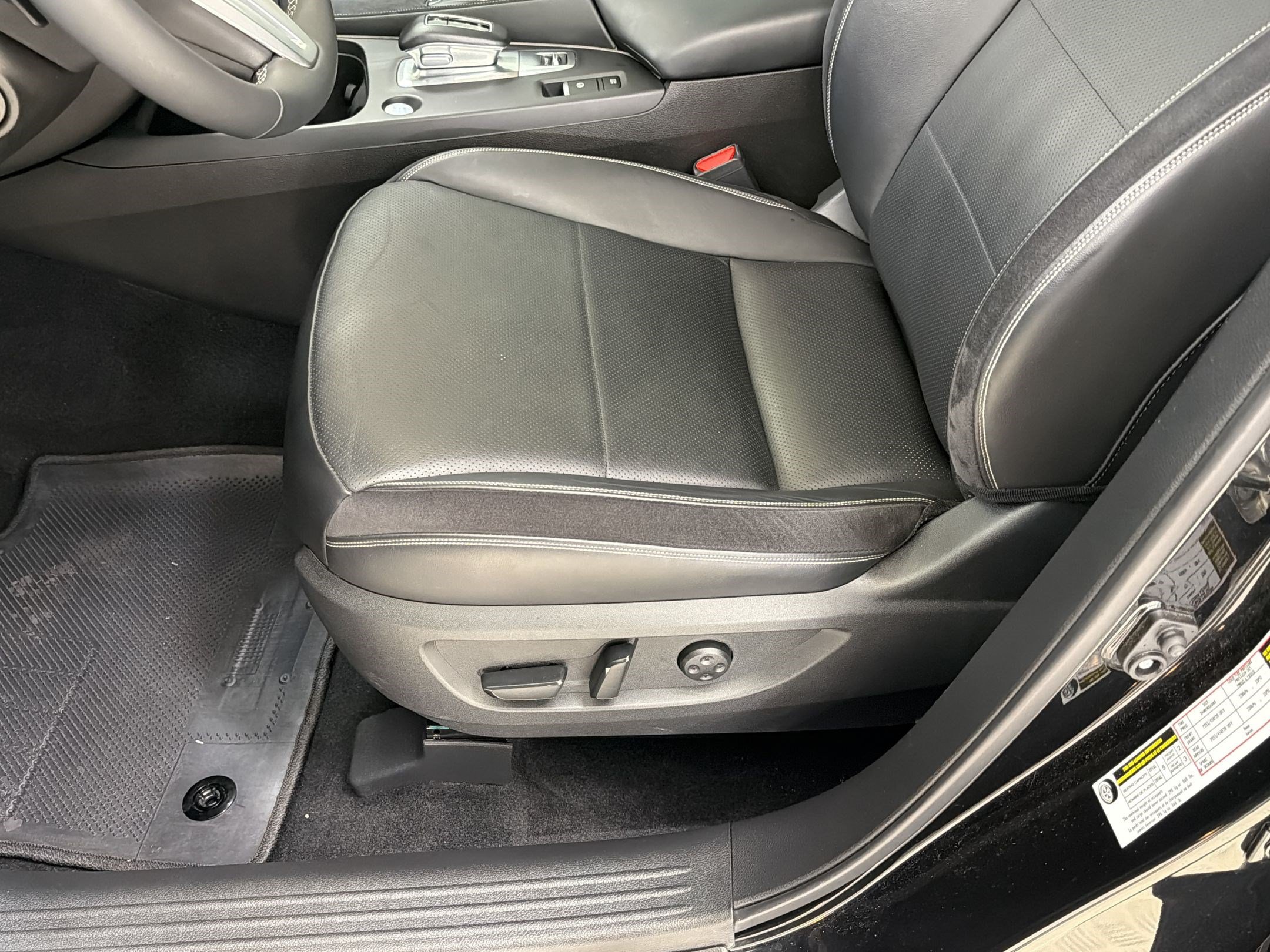 Used 2023 INFINITI QX50 Sensory FWD image 13