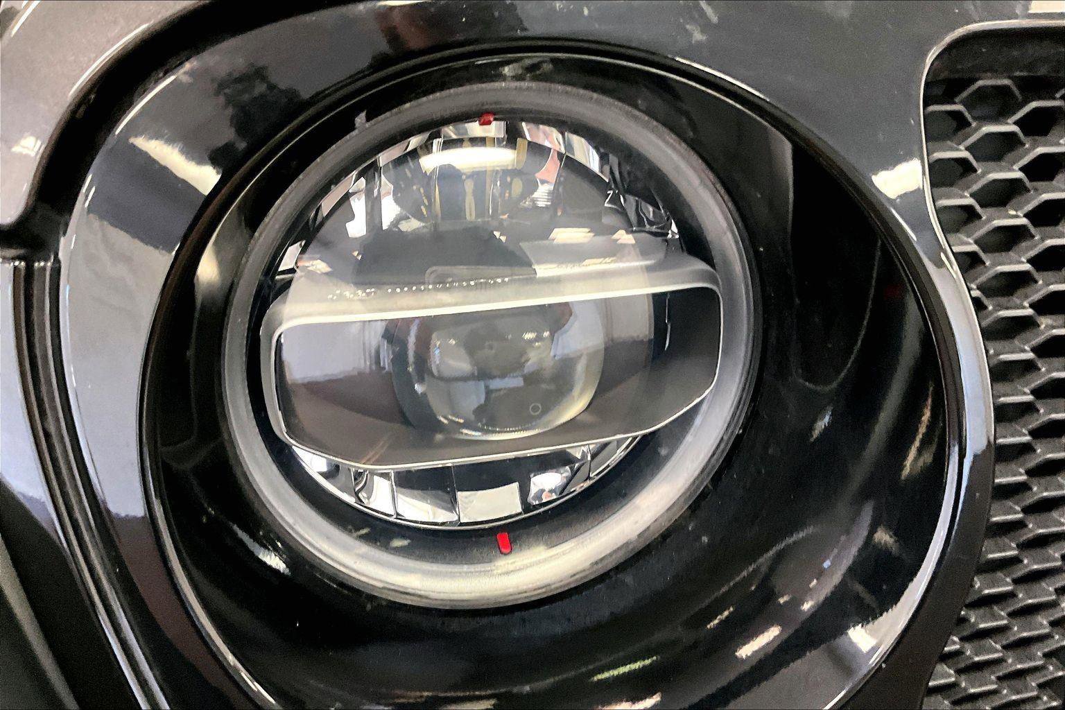 Used 2021 Jeep Wrangler Unlimited Willys image 27