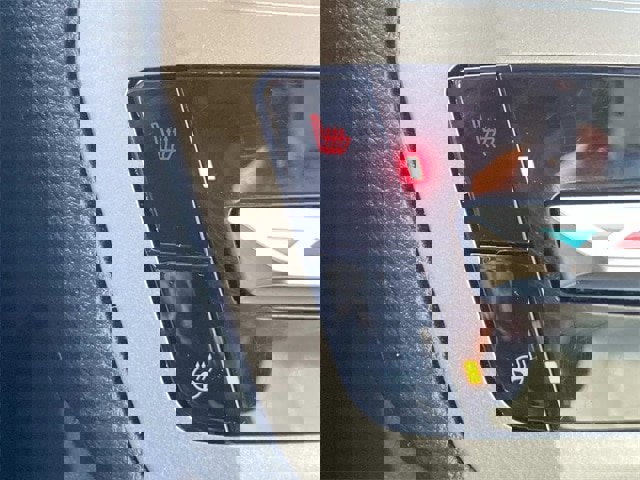 Certified 2021 Ford Explorer XLT w/ Equipment Group 202A image 64