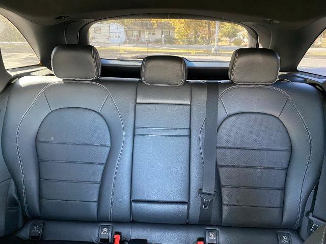 Used 2021 Mercedes-Benz GLC 300 GLC 300 image 25