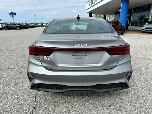 Used 2023 Kia Forte LXS FWD image 4