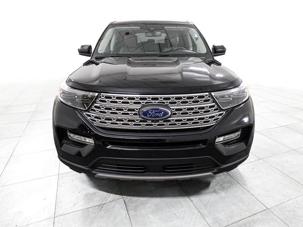 Certified 2023 Ford Explorer Limited AWD/4WD image 2