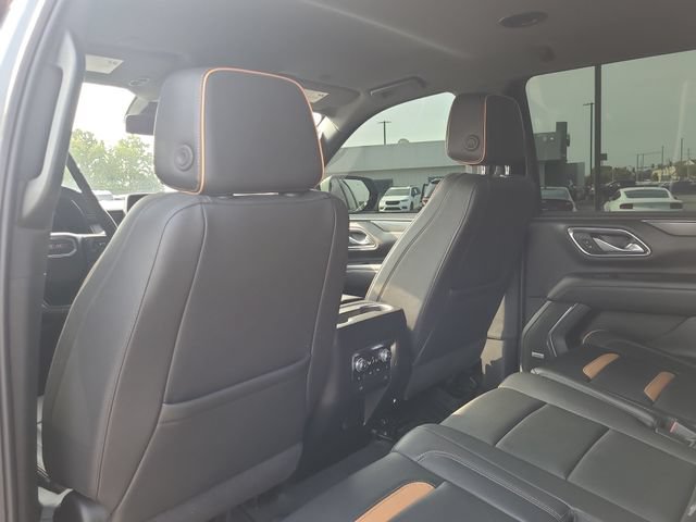 Used 2024 GMC Yukon XL AT4 AWD/4WD image 12