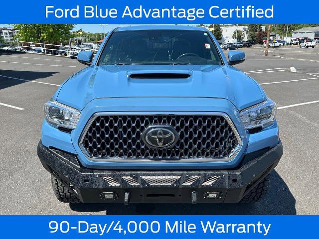 Used 2019 Toyota Tacoma TRD Sport w/ TRD Premium Sport Package AWD/4WD image 11