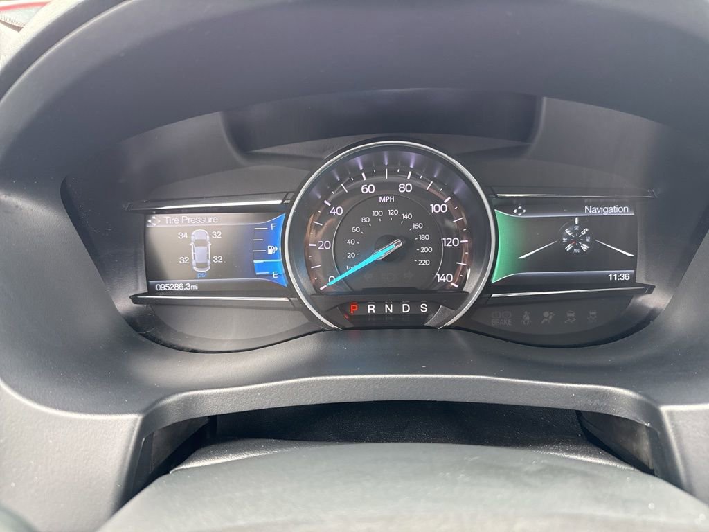 Certified 2019 Ford Explorer XLT w/ Equipment Group 202A AWD/4WD image 15