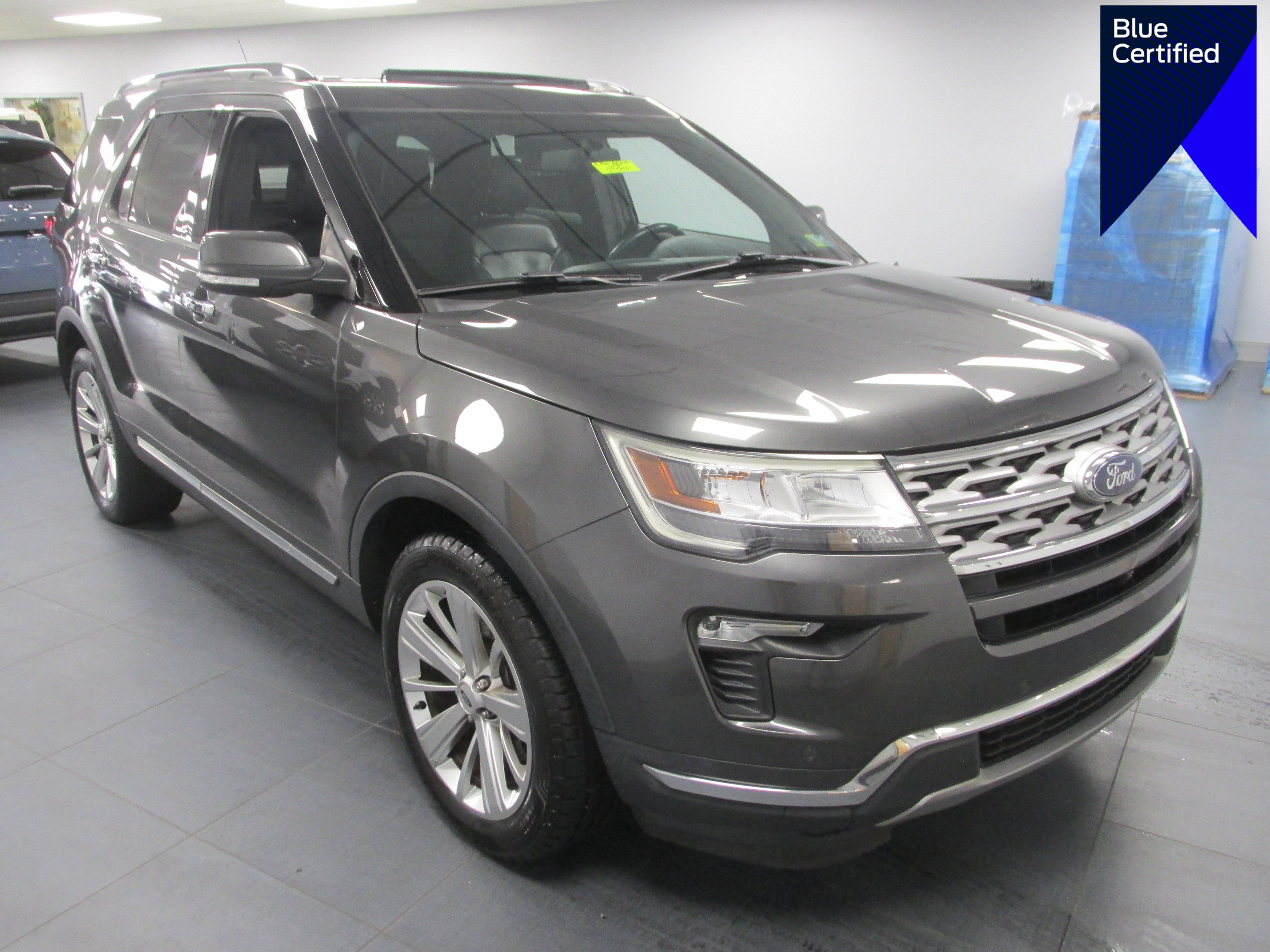 Certified 2019 Ford Explorer Limited w/ Class III Trailer Tow Package