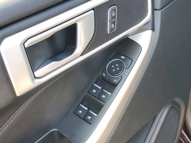 Certified 2023 Ford Explorer XLT w/ Equipment Group 202A AWD/4WD image 12