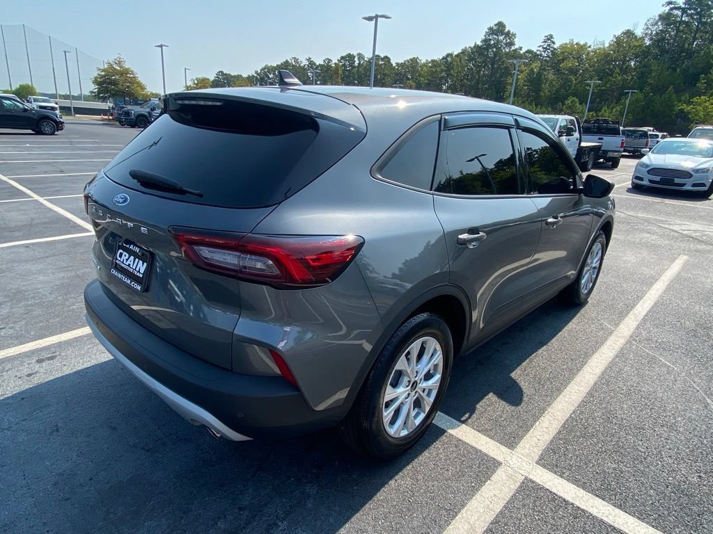Certified 2025 Ford Escape Active w/ Tech Pack #1 FWD image 7