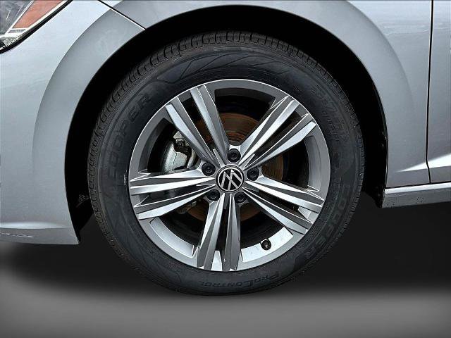 Used 2024 Volkswagen Jetta SE FWD image 33