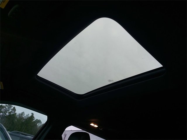 Certified 2019 Ford Explorer XLT w/ Equipment Group 202A image 29