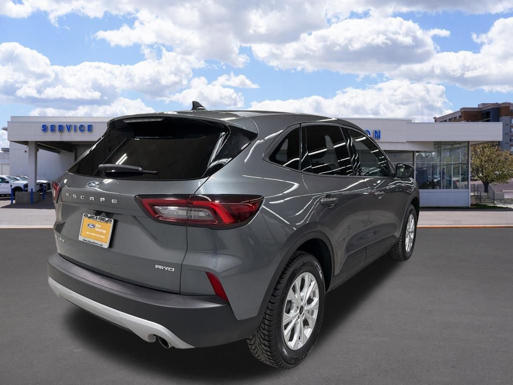 Certified 2025 Ford Escape Active AWD/4WD image 3
