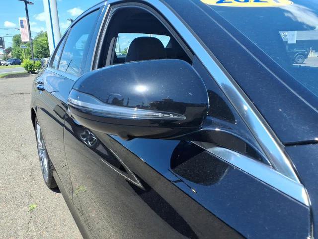 Used 2021 Mercedes-Benz E 350 4MATIC Sedan image 11
