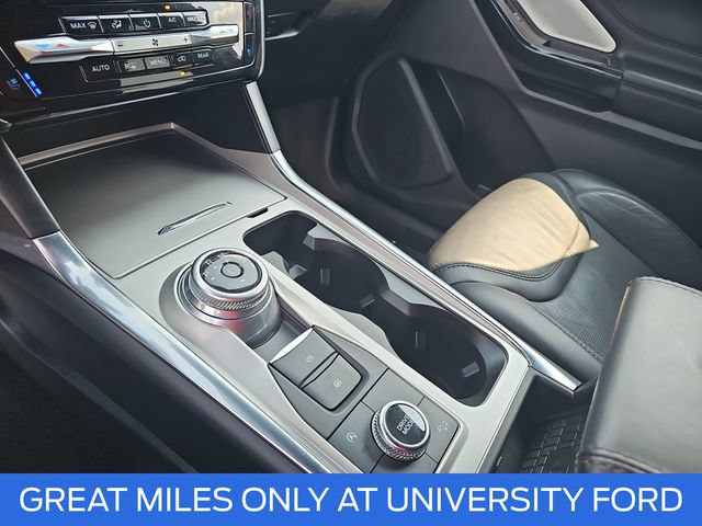 Certified 2023 Ford Explorer Platinum w/ Technology Package AWD/4WD image 26