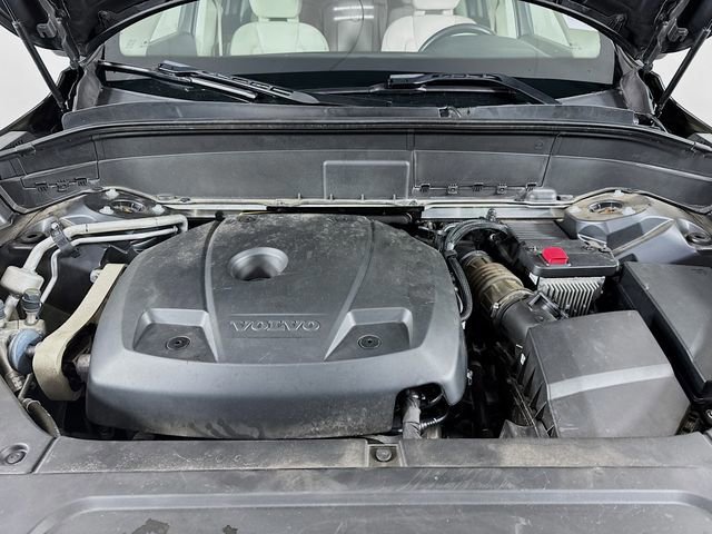 Used 2021 Volvo XC90 T6 Momentum w/ Climate Package image 34