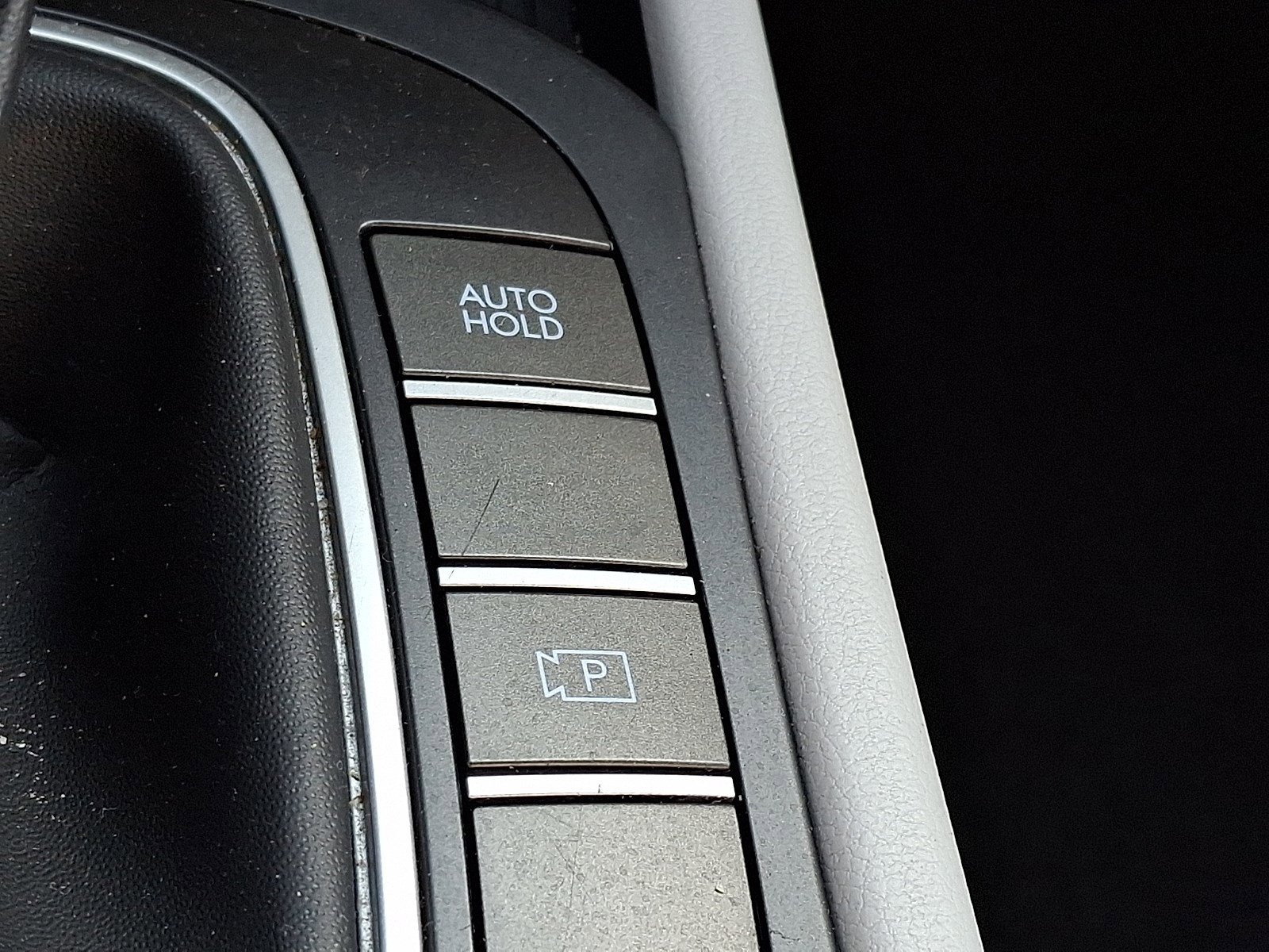 Used 2024 Hyundai Kona SEL AWD/4WD image 23