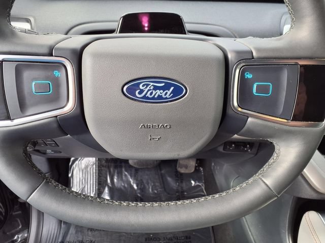 Certified 2025 Ford Expedition Active AWD/4WD image 29