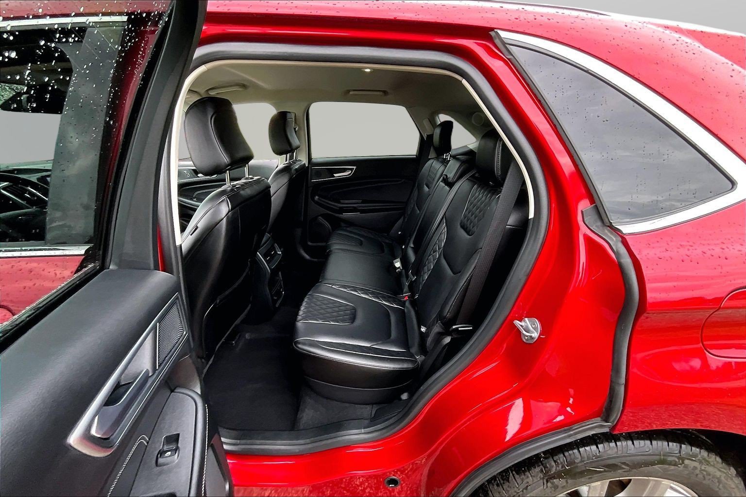 Certified 2024 Ford Edge Titanium AWD/4WD image 18
