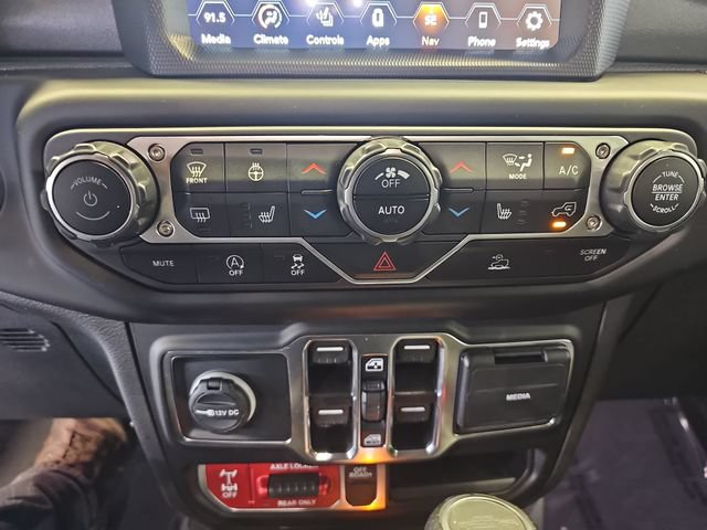 Used 2022 Jeep Gladiator Mojave w/ LED Lighting Group AWD/4WD image 25