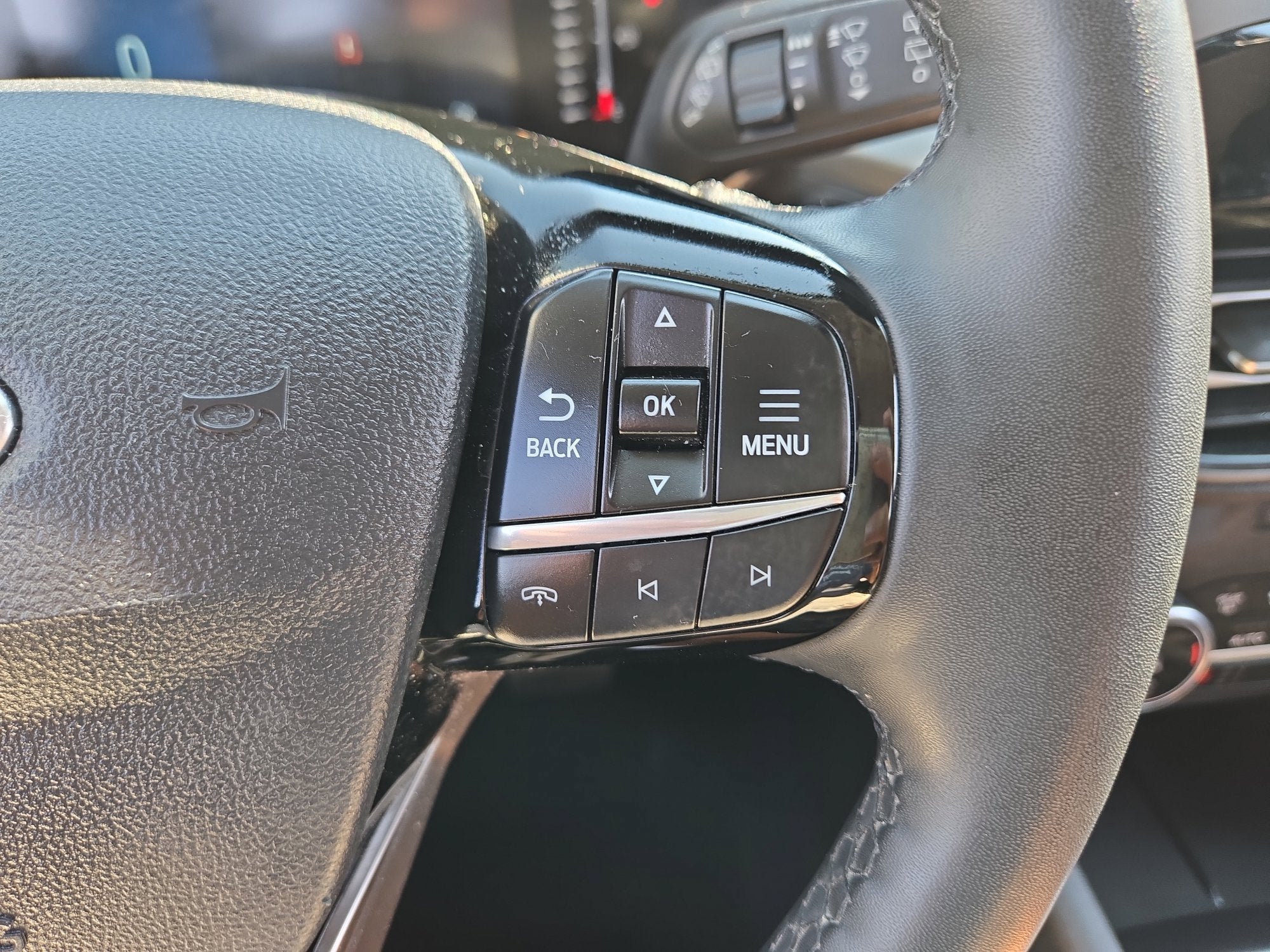 Certified 2023 Ford Escape Active AWD/4WD image 15