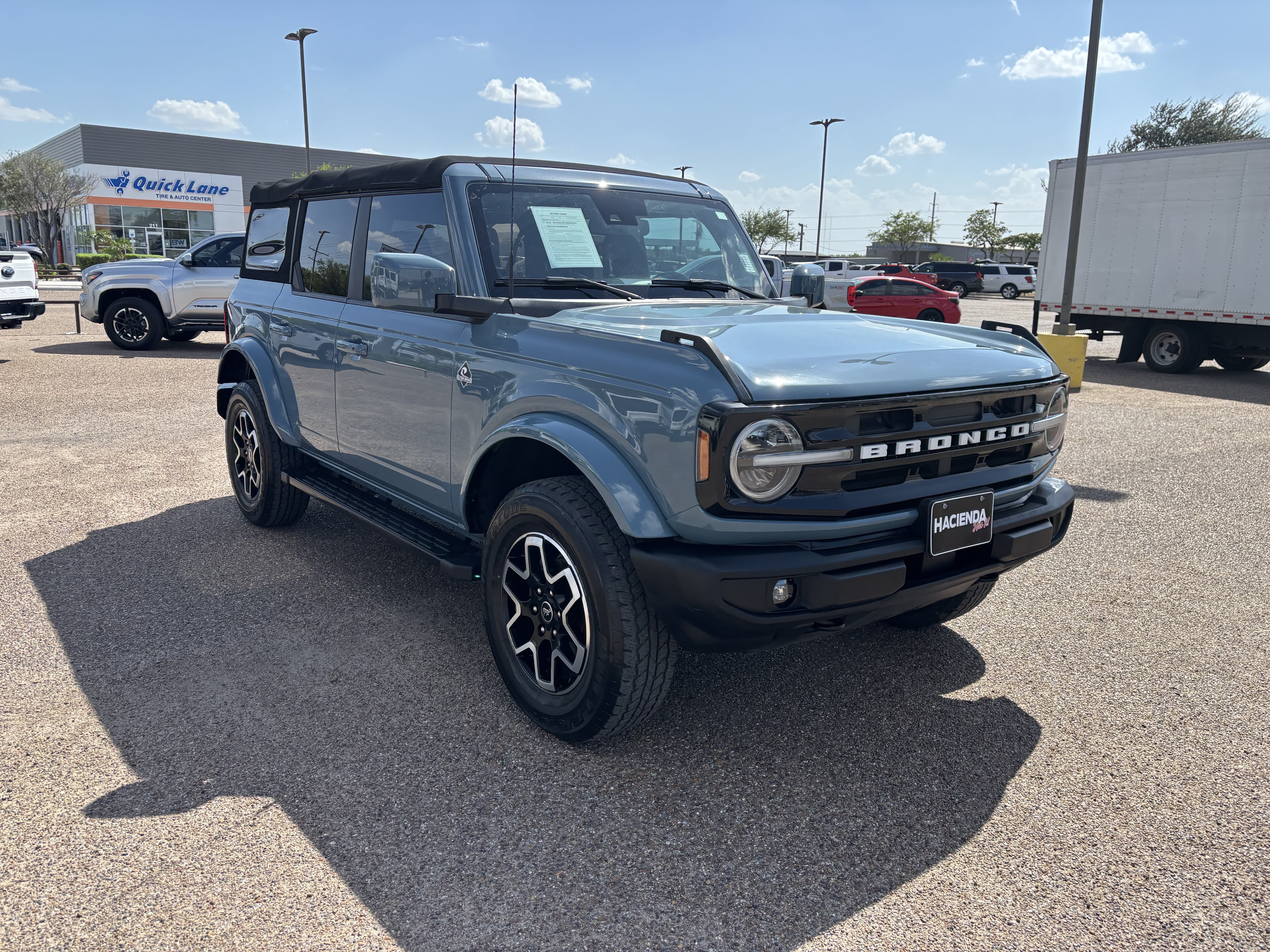 Certified 2022 Ford Bronco Outer Banks AWD/4WD image 5