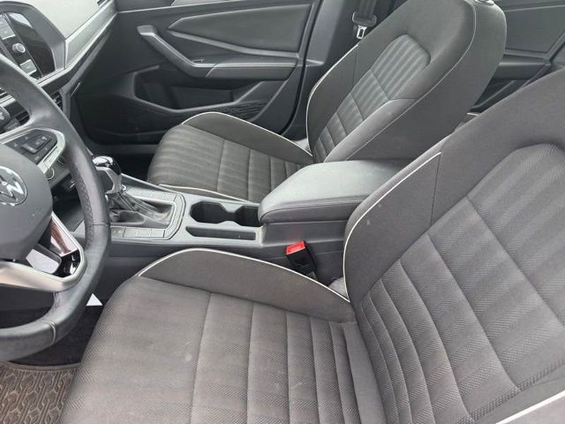 Used 2024 Volkswagen Jetta Sport FWD image 10