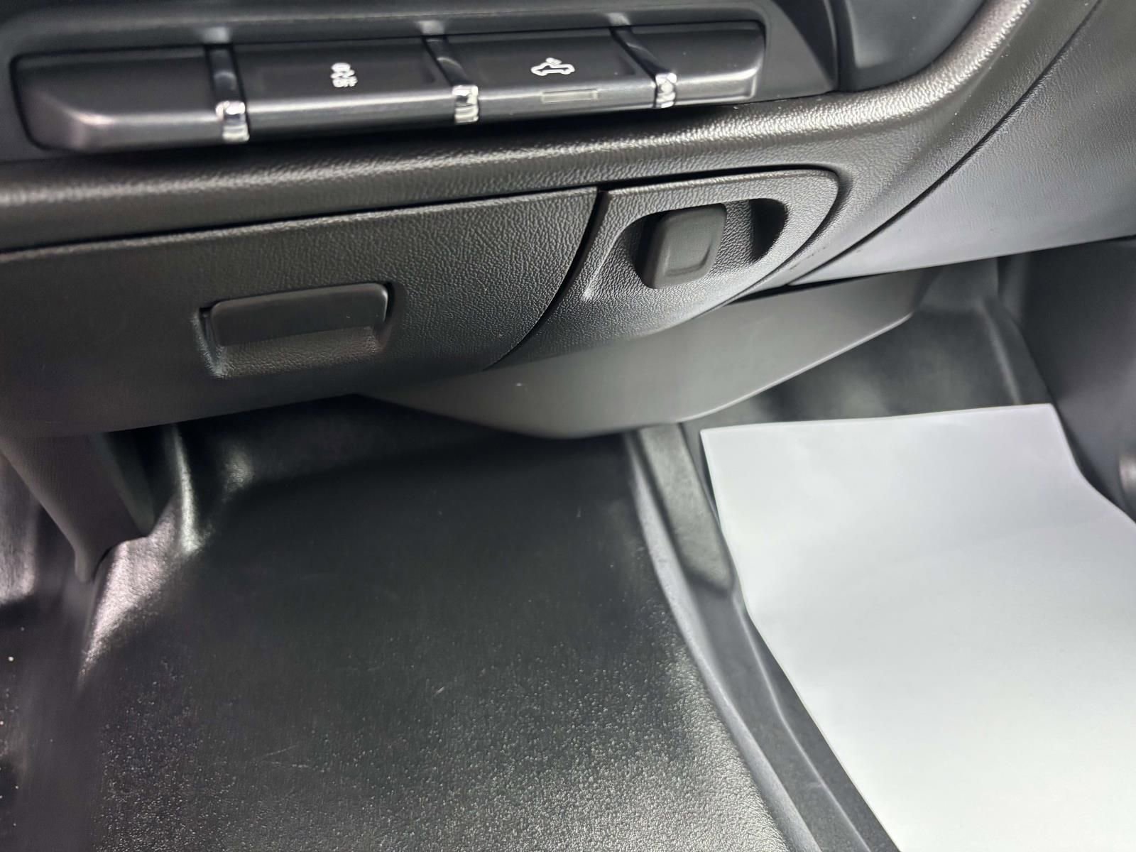 Used 2018 Chevrolet Silverado 1500 W/T image 24