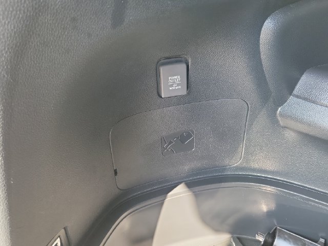 Used 2021 Honda Pilot Touring image 9
