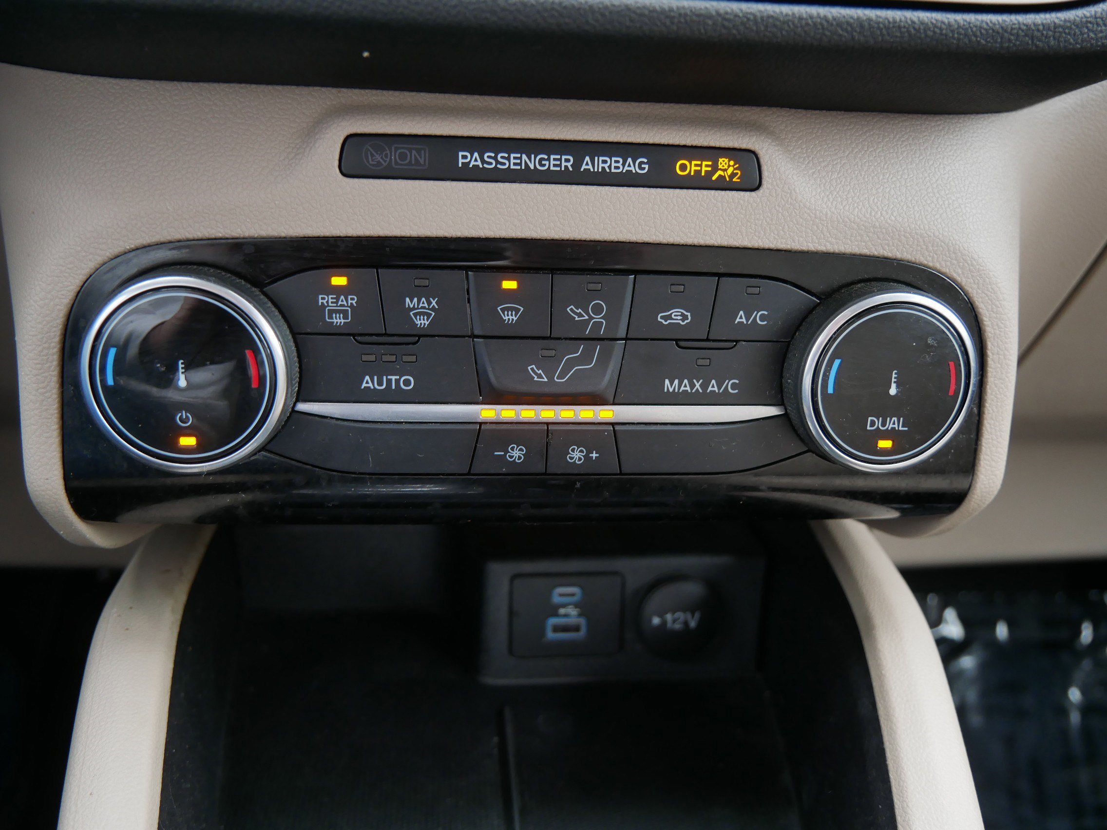 Certified 2022 Ford Escape SE w/ Convenience Package image 23