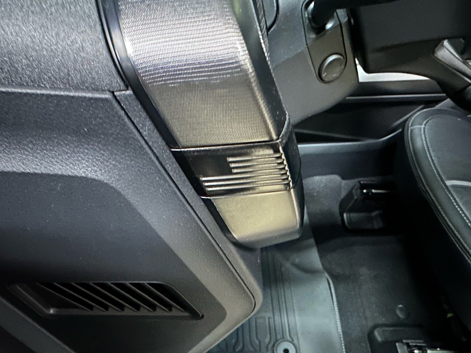 Certified 2023 Ford F150 Platinum w/ Equipment Group 701A High image 36